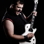 Krystian Przybylski, gitarzysta Plethory