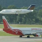 BAe146 Lufthansa Regional D-AEWN oraz Centralwings SP-LLE balice[krk]