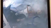 Kobieta zdemolowała warsztat samochodowy