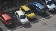 Blondynka z Pragi i jej przygoda z parkowaniem