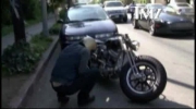 Motocyklowy wypadek Brada Pitta