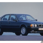 tapety BMW 520i 24v