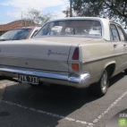 Holden HR Sedan X2 tapety