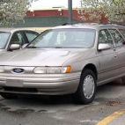 Ford Taurus Wagon galeria