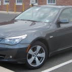 dane techniczne BMW 528xi (US)