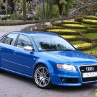 Audi RS4 tapety