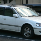 Toyota Mark II Qualis 2.2 zdjęcia