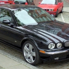 Jaguar XJR