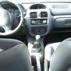 Renault Clio III 1.4 tapety