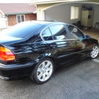 BMW 328i