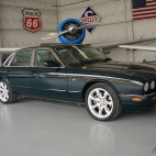 zdjęcia Jaguar XJR 4.0