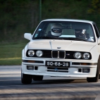 tapety BMW 320is