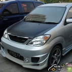 zdjęcia Toyota Avanza 1.3