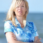Magda Mazur nad morzem