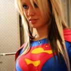 Supergirl & (dziewczyna S bochatera)