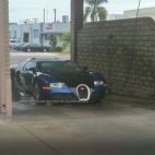 Bugatti na taniej myjni bezdotykowej