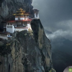 świątynia w górach