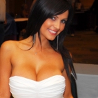 Denise Milani cycata babka :D