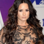 Demi Lovato bez stanika podczas MT Awards 2017