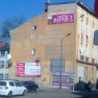 Słupsk Mural murale PRL Polska Ludowa Ukoronowaniem tysiaclecia dziejów narodu pańswta polskiego.jp