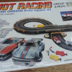 Circuit routier Hot Racing Piste Voiture Porsche Lancia Samochody.jpg