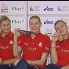 Agata Mróz i jej dwie przyjaciółki