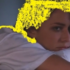 sobowtórka agentki udającej skazaną piekło za kratami 1995.