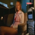 Pewna dziewczyna 16 5 CSI Broken home.jpg