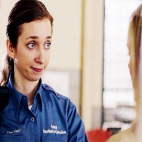 Susan Fischer i blond więźniarka.jpg