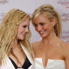 00093G4B7J6AUGO5-C321-F4