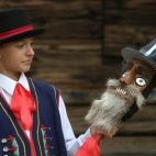 000CWFTSWBT7LCYT-C122-F4