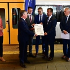 20210817162415p7.jpeg_732-490