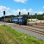 202108121544363PociaginaprzejezdziewSiemianowceTLotowskiPKPPolskieLinieKolejoweSA.jpg_732-490