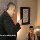 pracownica studia tatuażu