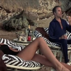 człowiek ze złotym pistoletem