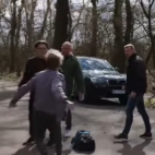 Dziewczyna zdradziła go z jego bratem! [Zakochani po uszy]