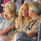 article-2667590-1F17613C00000578-755_634x583