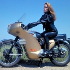 02-BSA_Lightning_-A65L-