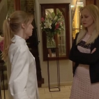 Luiza zniszczyła sweter gościa hotelu - Patrycii Kazadi [19+ ODC. 300]