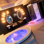 hotel-z-jacuzzi-w-pokoju-poznan