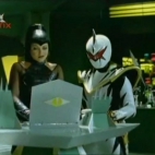 24. Power Rangers Dino Grzmot - Wielki Debiut -