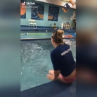 Mom Gets Death Threats for Method of Teaching Kids to Float