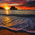 the-beach-at-sunset-250743