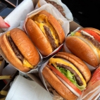 380823413_330645859488442_1202421800247896217_n