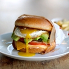 382575376_1397574080823320_7999645213903307471_n