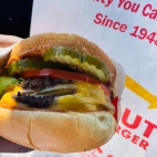 381449386_10227178777767831_7086325290624204714_n (1)