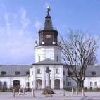 382711701_122096739950045853_7709710027261934744_n