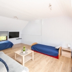 385785810_122100201722064946_5906988970699877738_n