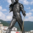 Pomnik Freddie'ego Mercury’ego z Szwajcarii