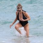 63 Charlotte McKinney Black Swimsuit Sexy Pictures (26)